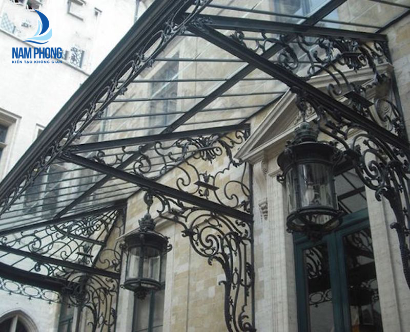 Mái hiên kính cường lực khung thép
