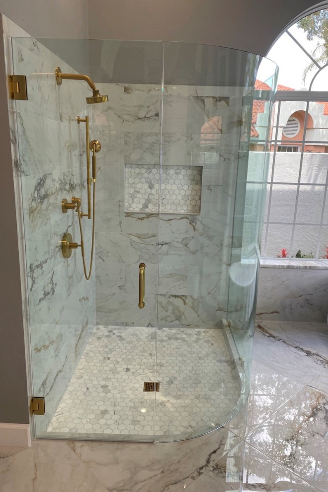 Mẫu cabin tắm kính uốn cong đẹp nhất