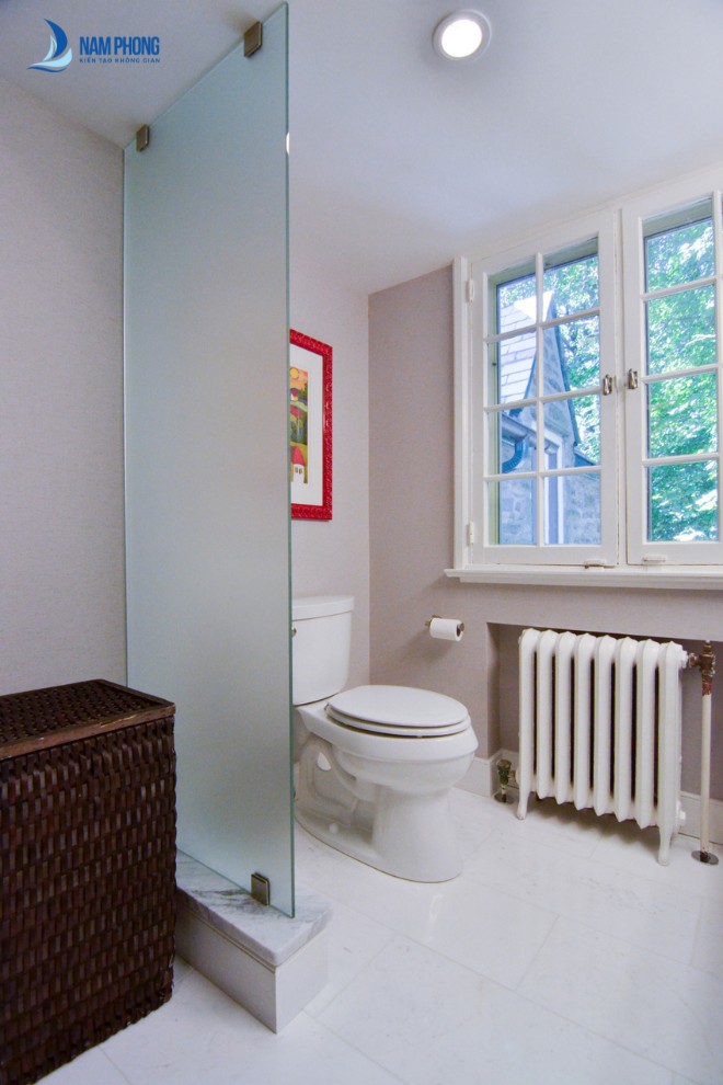 Mẫu vách kính mờ nhà tắm đẹp