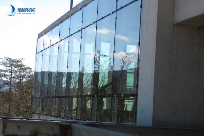 Vách kính mặt tiền thiết kế đẹp nhất