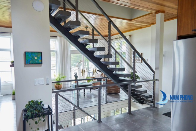 Mẫu cầu thang sắt lên gác lửng