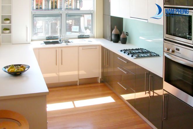 Báo Giá Kính Ốp Bếp Đẹp, Sang Trọng, Đẳng Cấp Cho Không Gian 04 tiêu chí lựa chọn kính ốp bếp cần biết