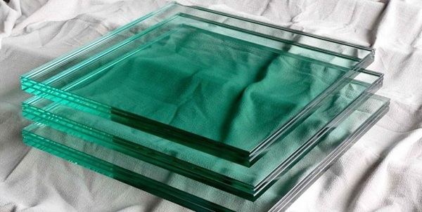 Nên chọn kính cường lực 8mm, 10mm hay 12mm? So sánh chi tiết kinh-cuong-luc-8mm-10mm-12mm-1