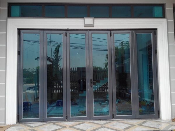 Mẫu đi mở quay 4 cánh